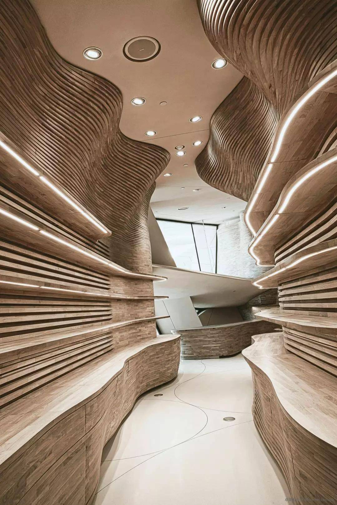卡塔尔国家博物馆礼品店 | Koichi Takada